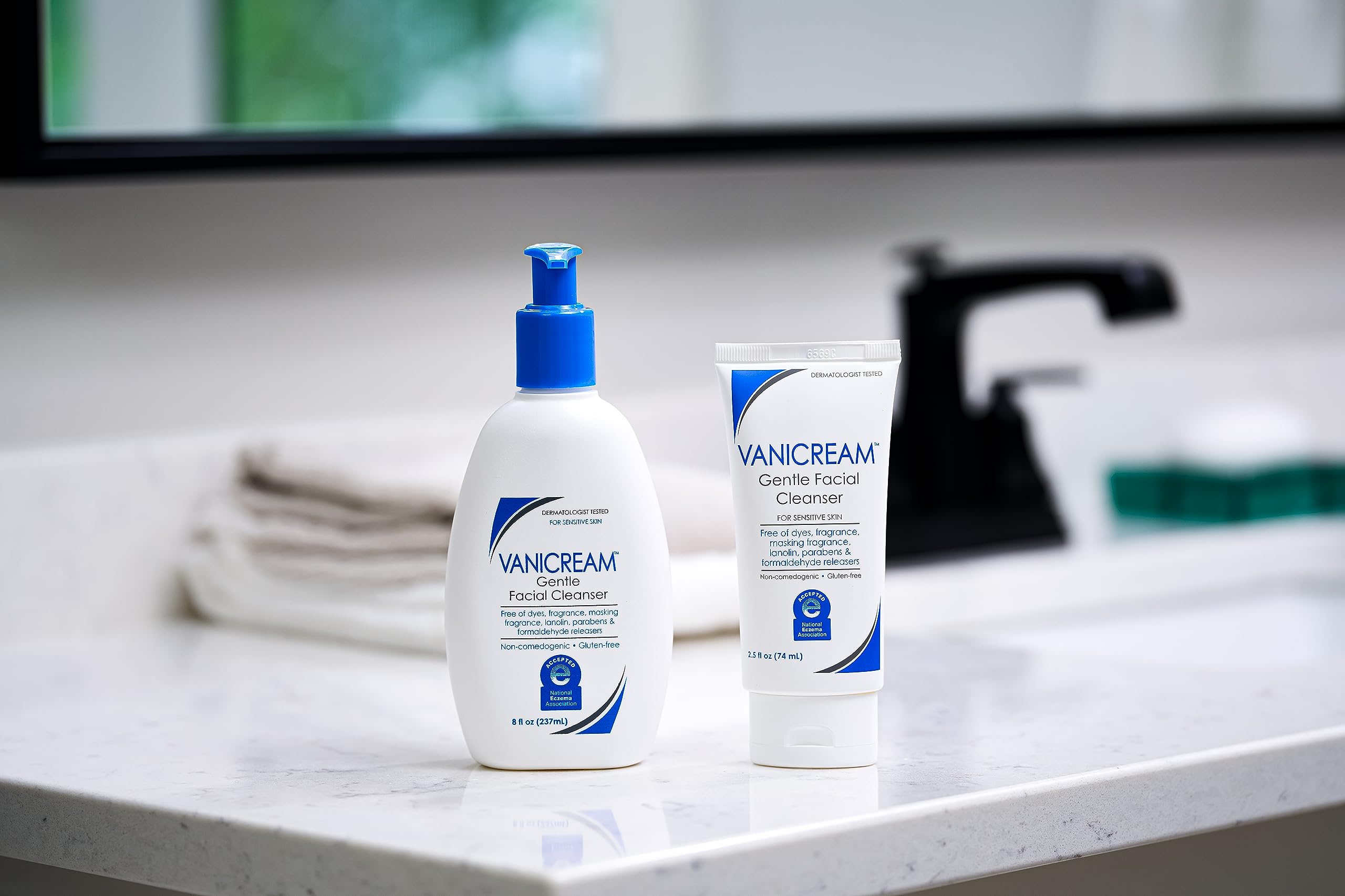 Vanicream facial cleanser pH-balanced, soap-free care for sensitive skin