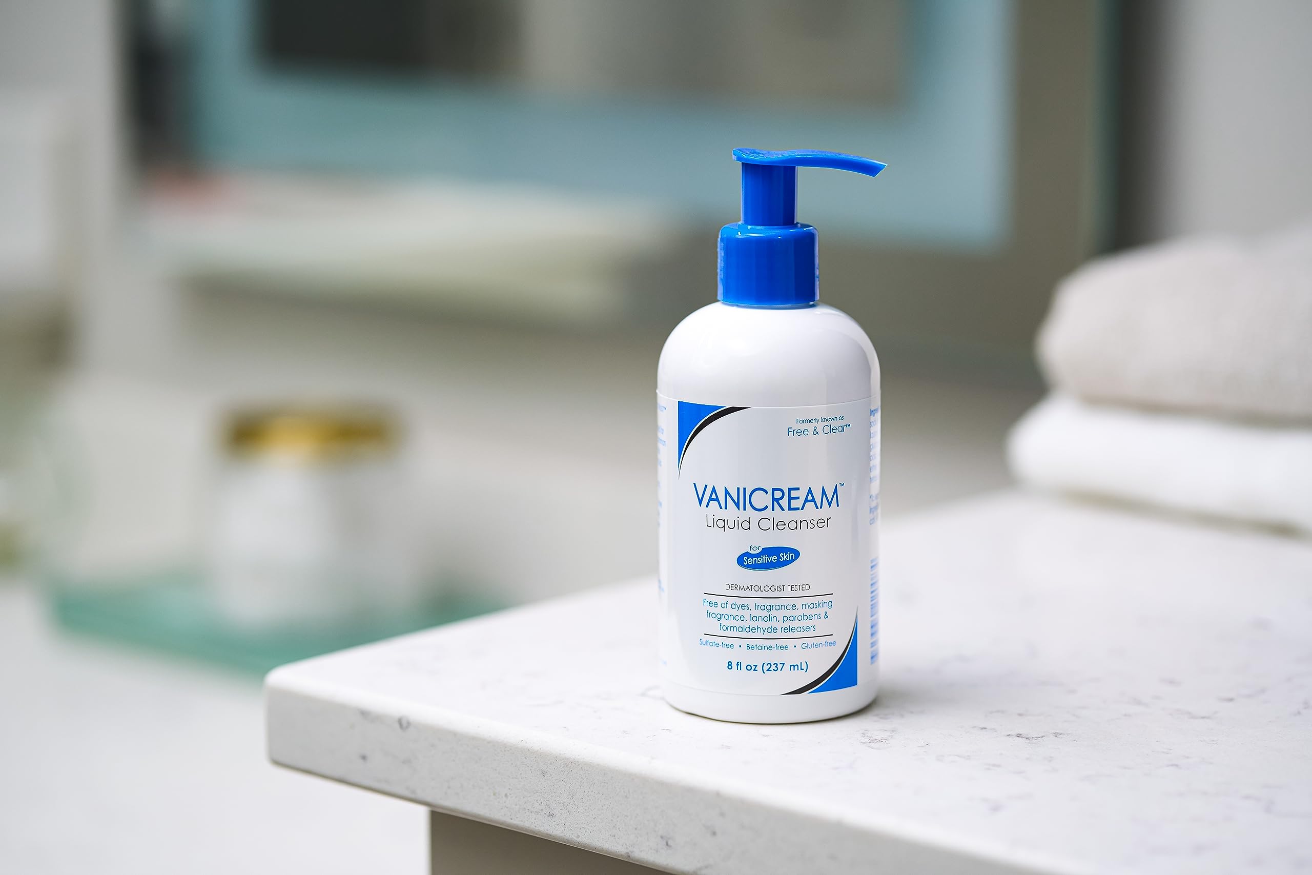 Vanicream cleanser label closeup shows fragrance-free, gluten-free ingredients.