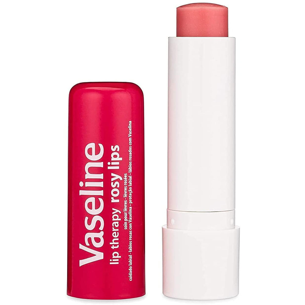 Vaseline Lip Therapy Stick en acción, enfoque en la aplicación suave para labios hidratados.