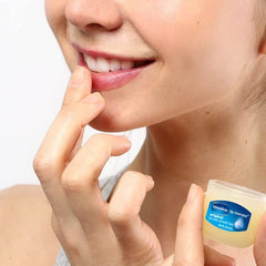 Vaseline Cuidado Labial Original, formato oclusivo suave para reparación suave.