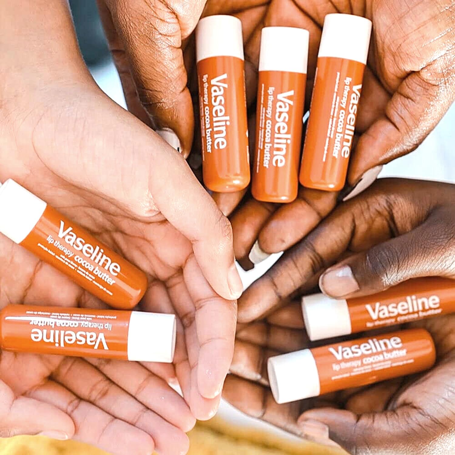 Vaseline terapia labial para uso diario en bolso o escritorio.