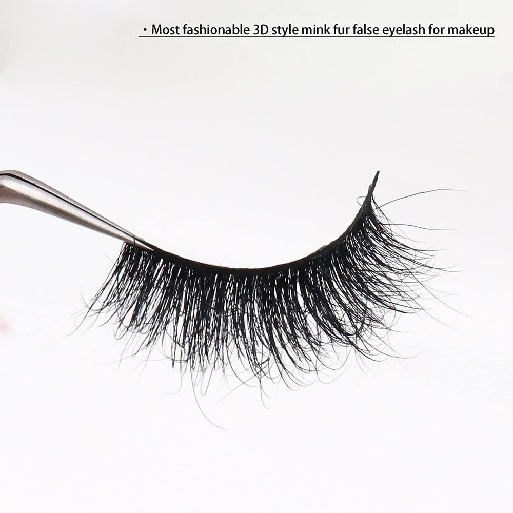 Veleasha Lashes full-volume effect for dramatic look