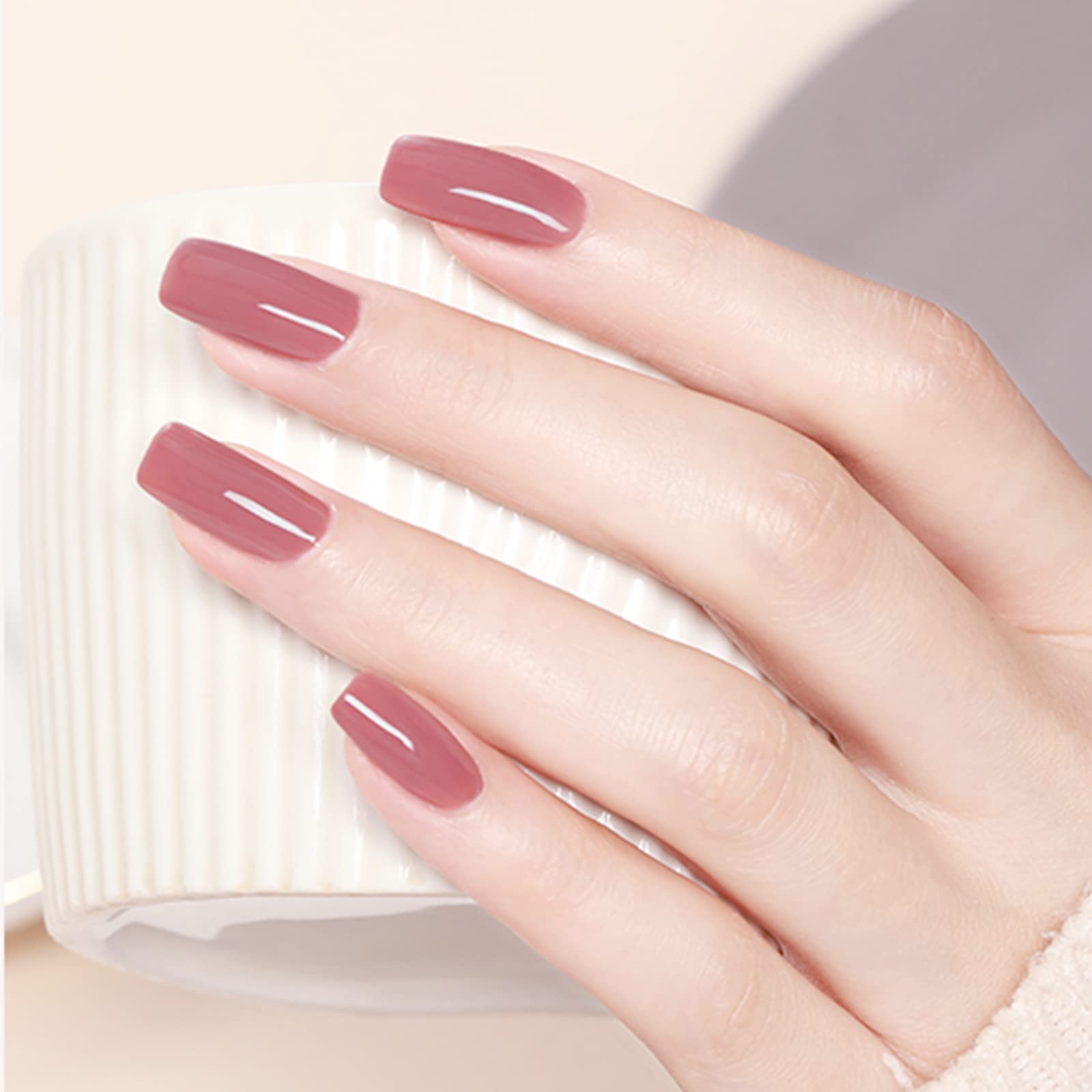 VENALISA gel nail brush in action for smooth, even coverage