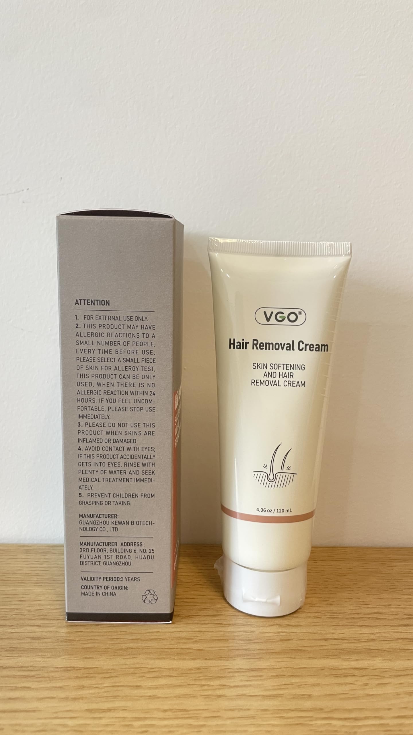 VGO bikini gel clean residue and root-reaching design in action.