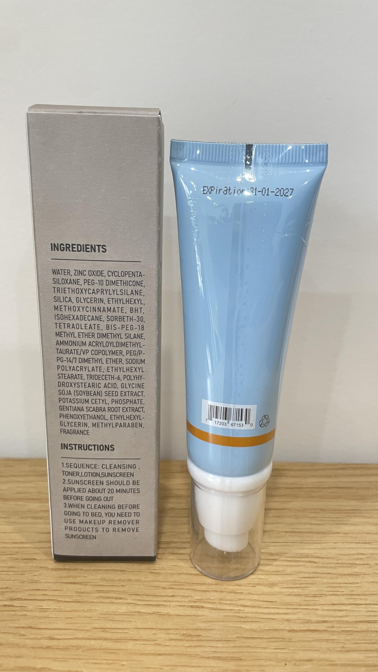 VGO Clear sunscreen shows no white cast on the skin after blending.