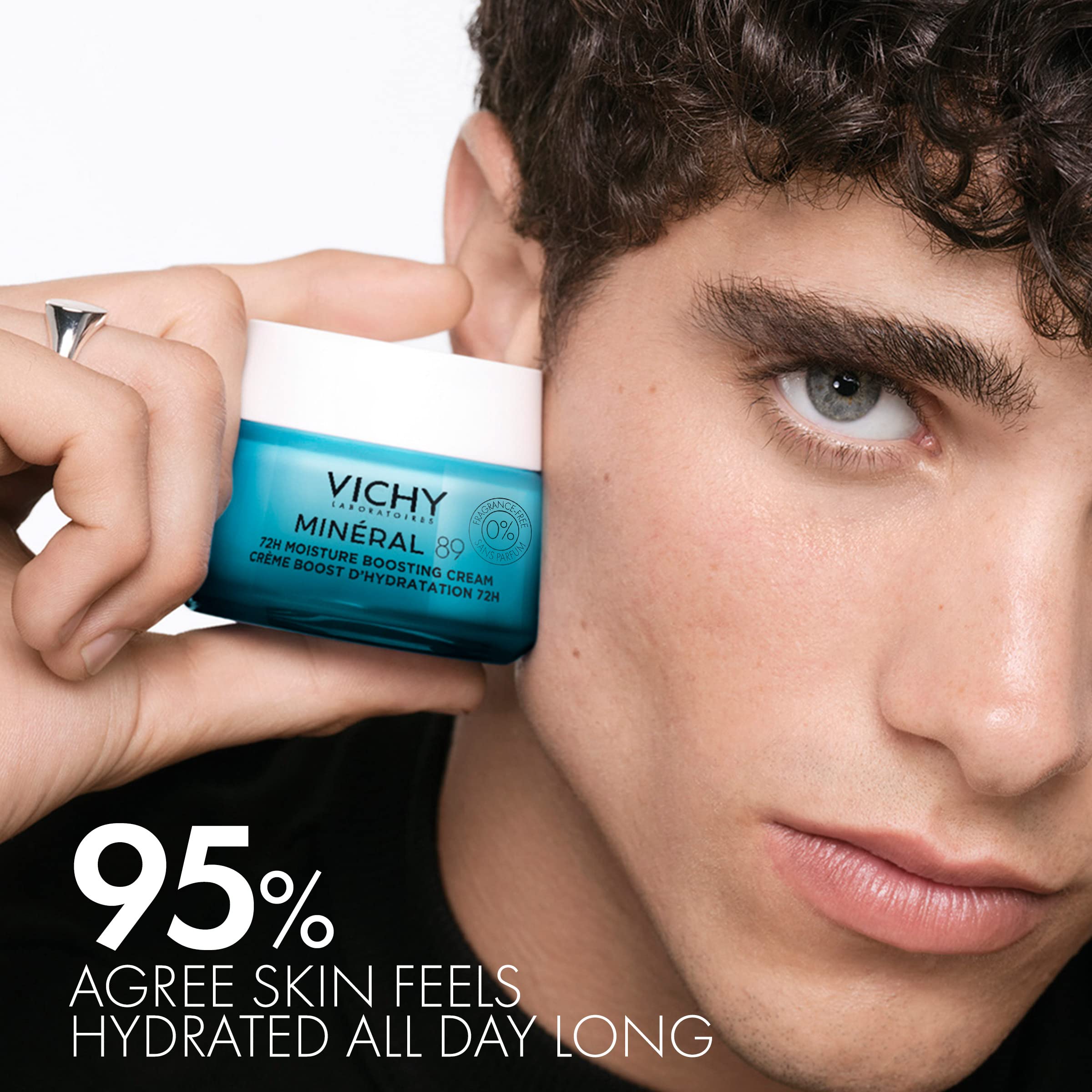 VICHY Mineral 89 bottle highlighting 72H hydration.