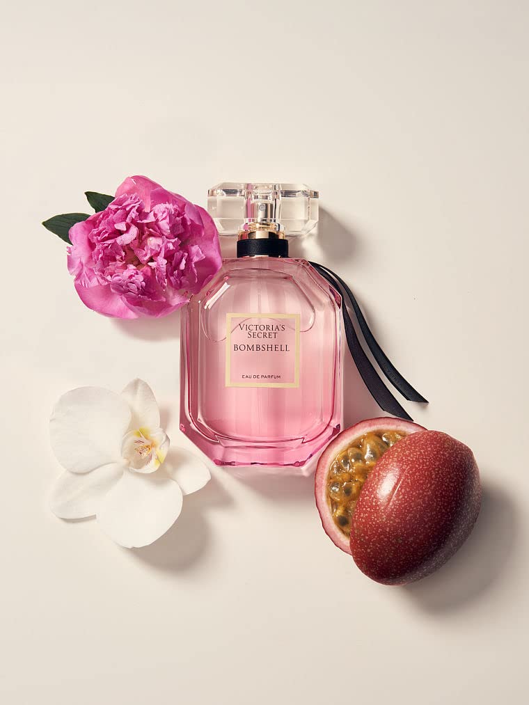 Victoria's Secret Bombshell top-note purple passion fruit aroma for a bright opening