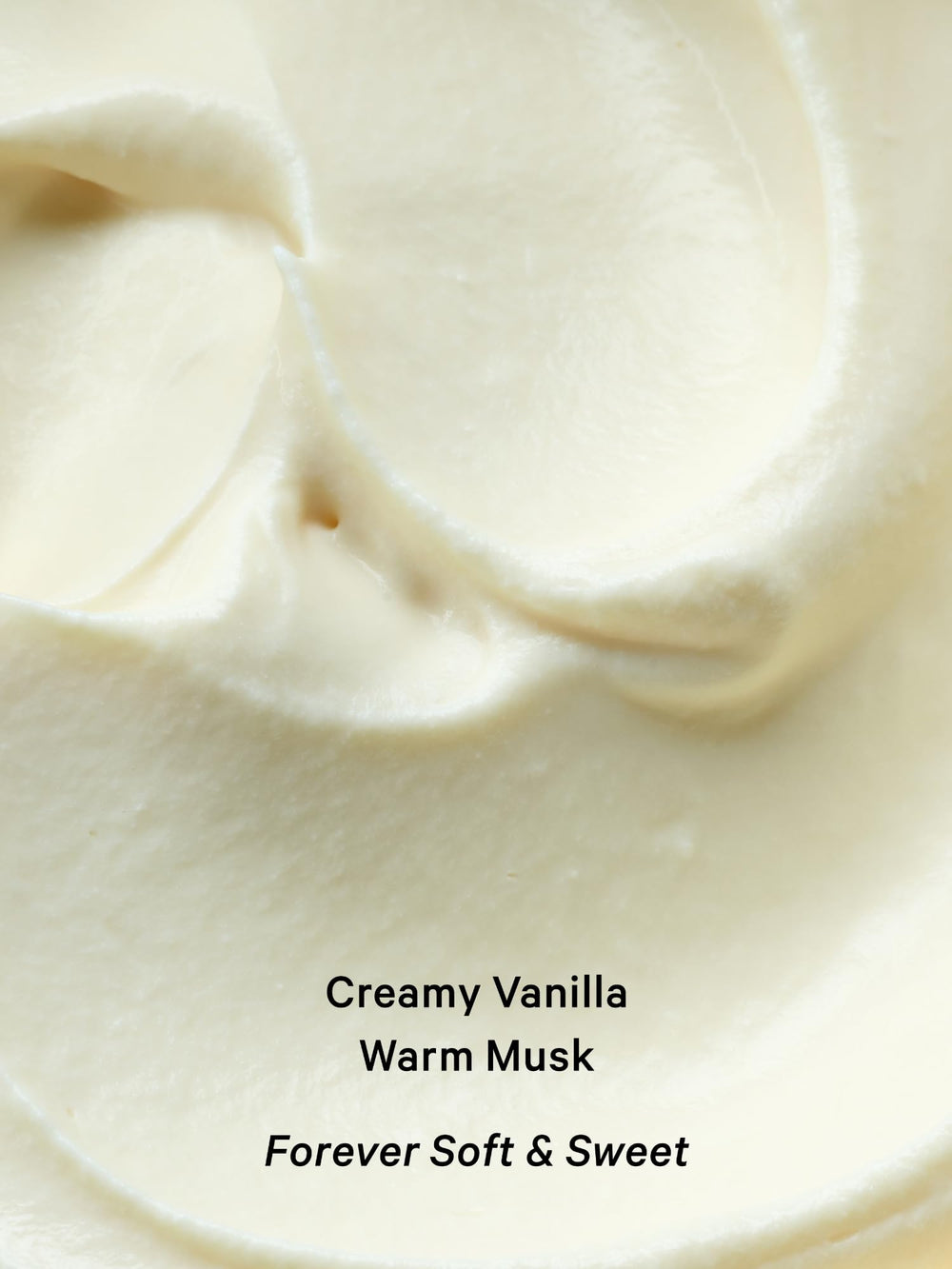 Vanilla Lace mist close-up highlighting creamy vanilla notes for a soft aroma