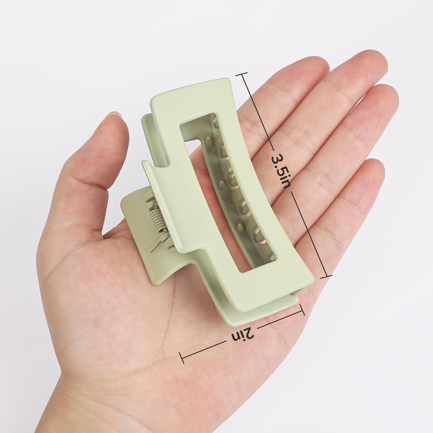 Vigorpace gray clip offering reliable non-slip grip for various hair types