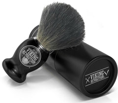 Viking Revolution handle detail shows firm grip for precise shaving