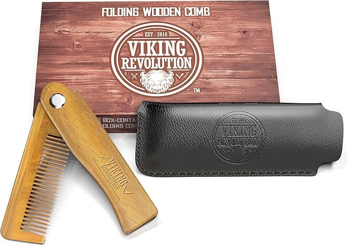 Viking Revolution sandalwood-close-up highlights premium material and scent.