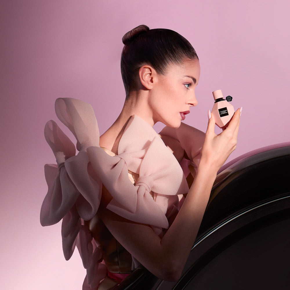 Viktor&Rolf Flowerbomb travel set box back details size and contents
