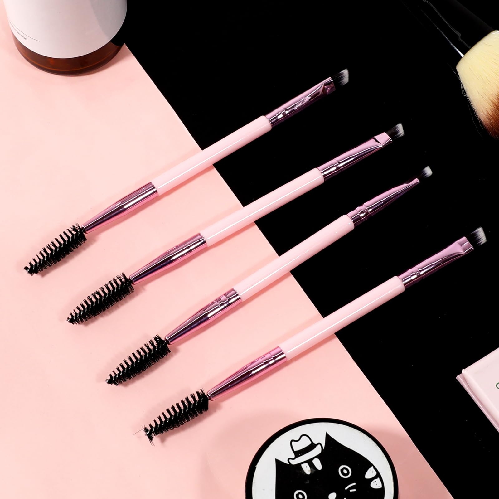 Vin Beauty soft fibers glide smoothly for everyday makeup routines.
