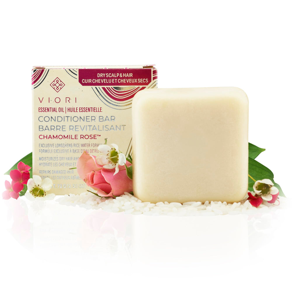 Acondicionador Viori en barra con manzanilla-rosa para cabello suave.