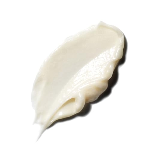 Virtue Smooth Conditioner pump highlighting easy application and moisture delivery