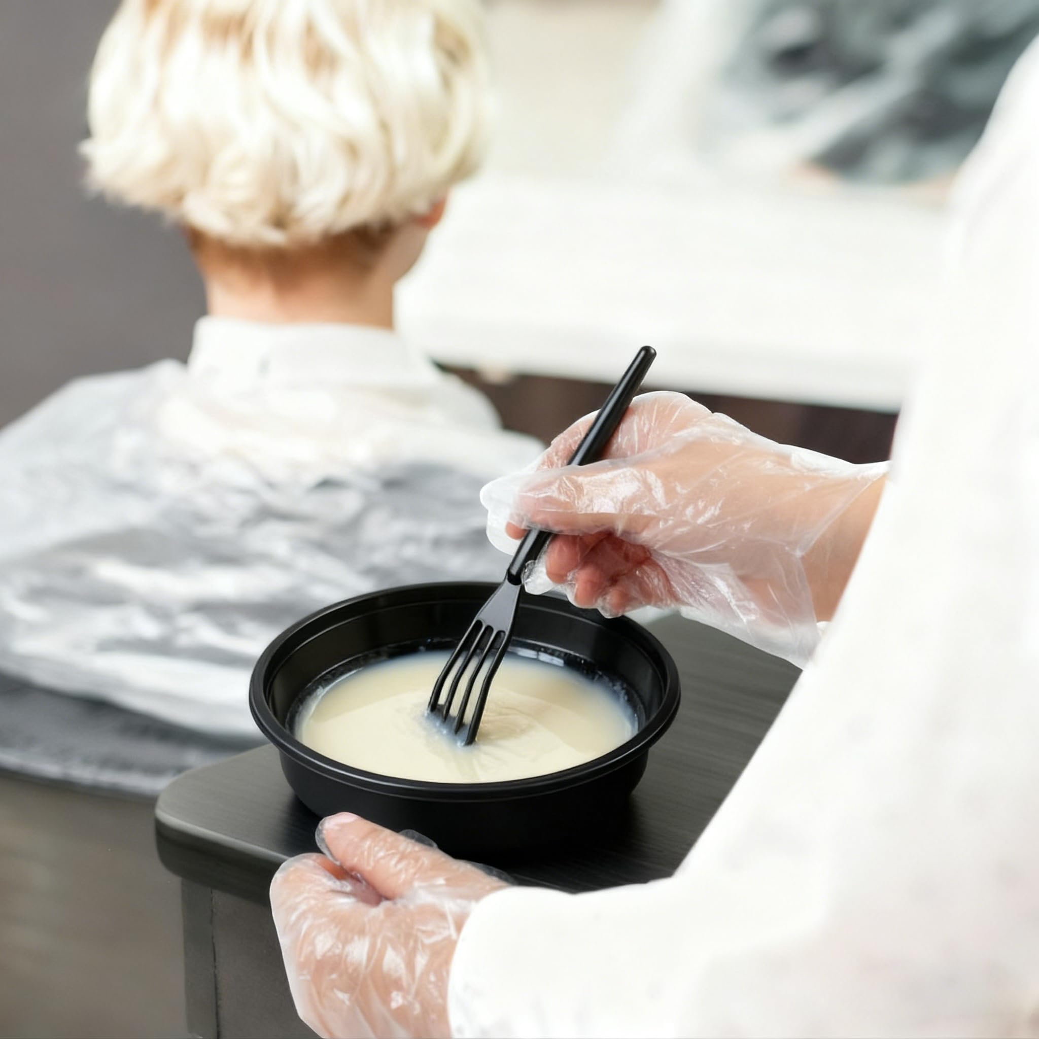 Vivinin shower caps protect hair and keep the coloring area clean