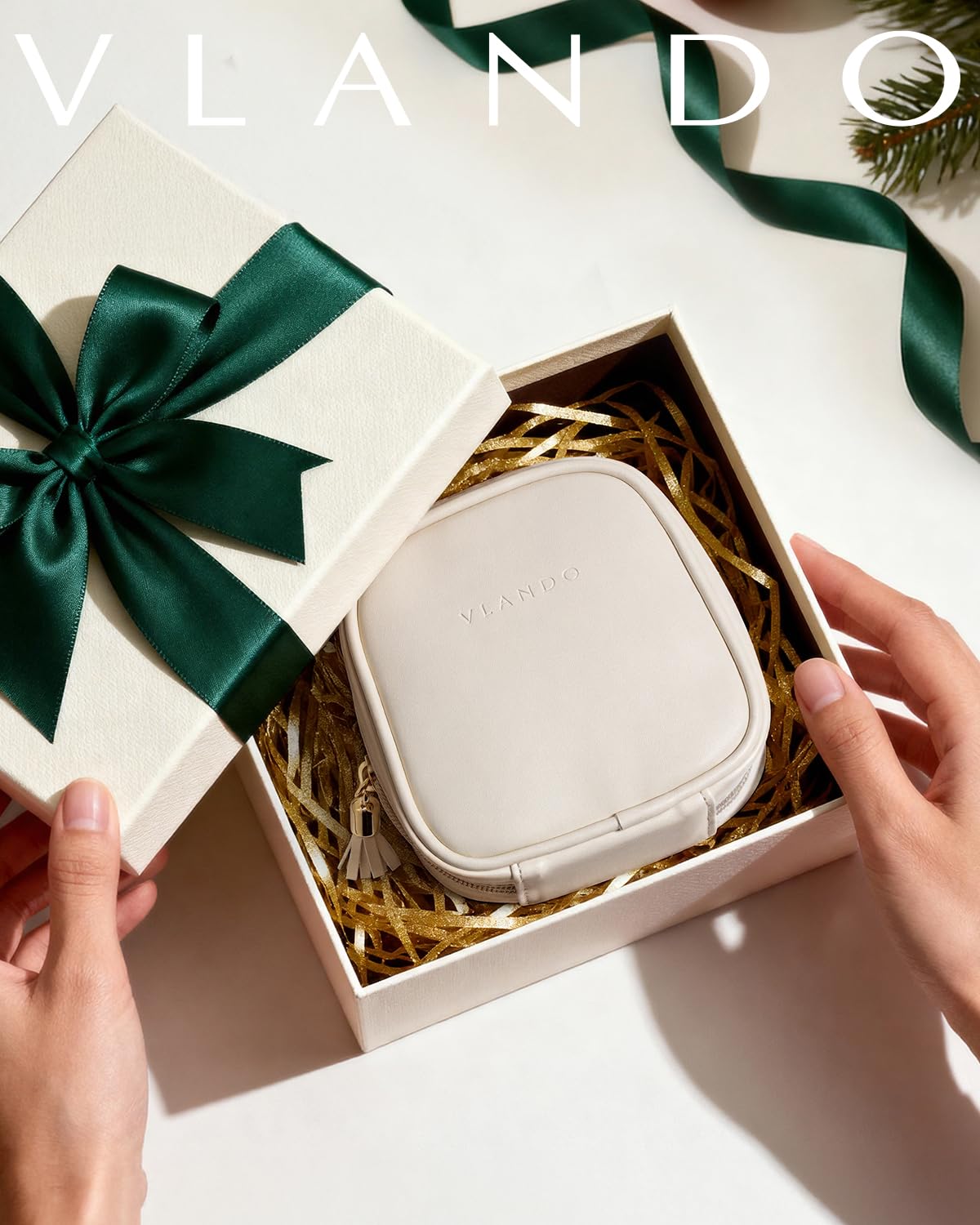 VLANDO makeup bag makes a practical gift for friends and family.