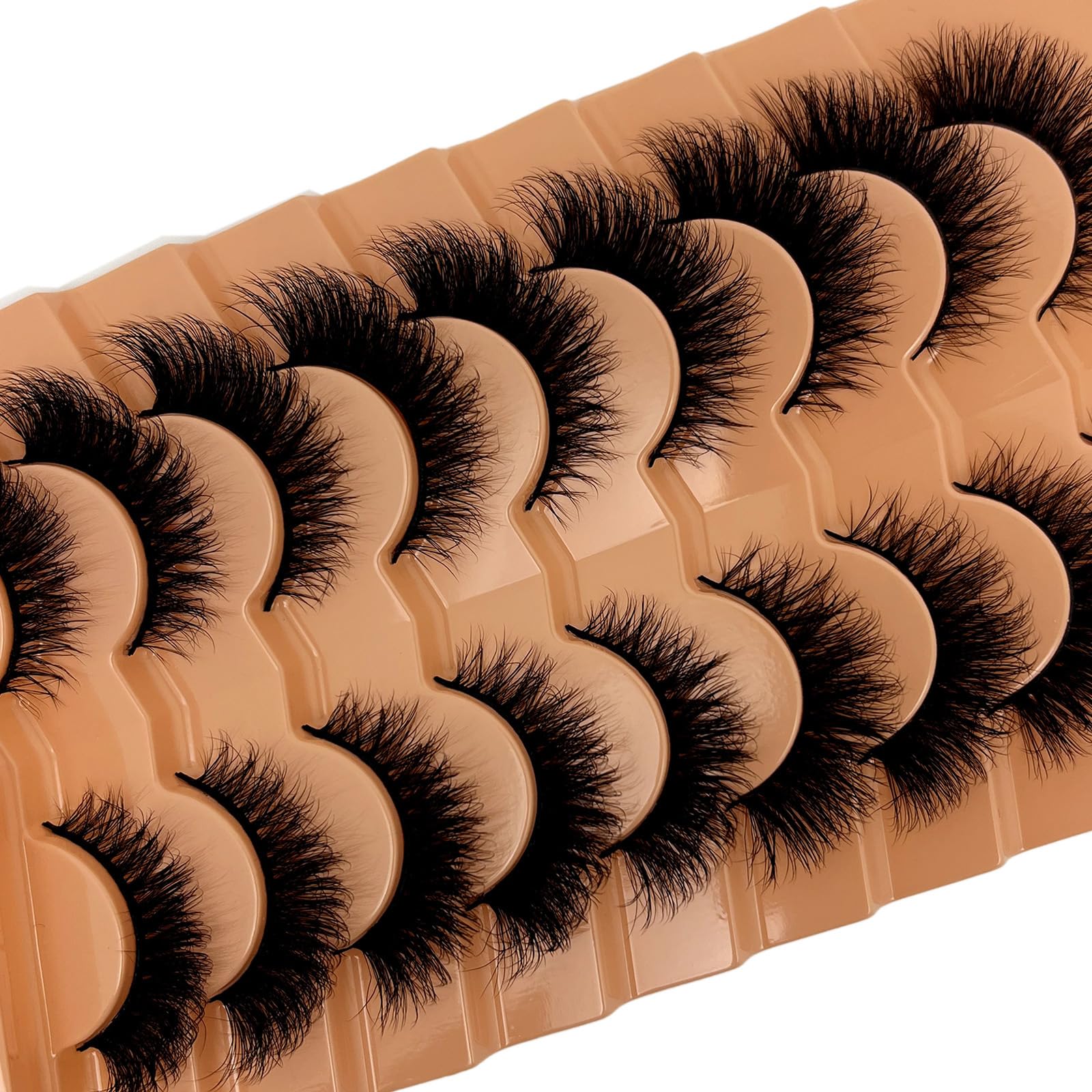 VOCOAK Beginner-friendly lashes lift and elongate eyes easily.