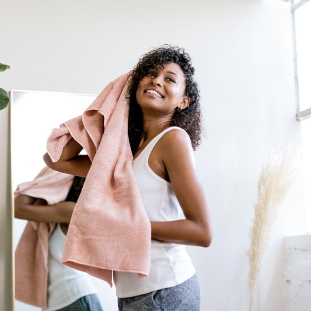 VOLO Hero Hair Towel absorbs water quickly to speed drying and reduce frizz
