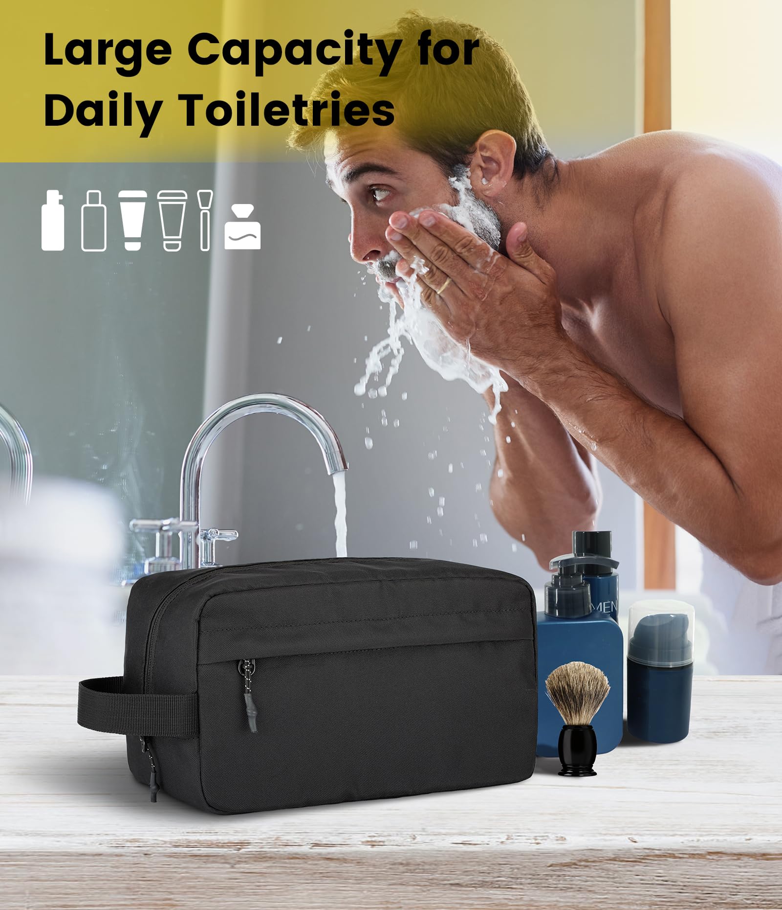 Smooth zipper and sturdy handle of the Vorspack hanging toiletry bag.