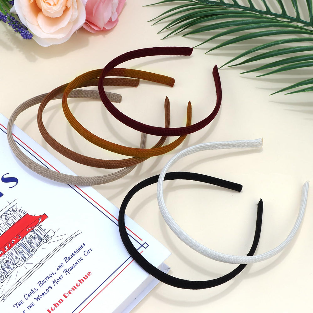Vovii thin headband natural color worn by model for versatile everyday style.
