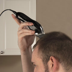 Wahl Deluxe Chrome Pro attachment combs for versatile lengths.