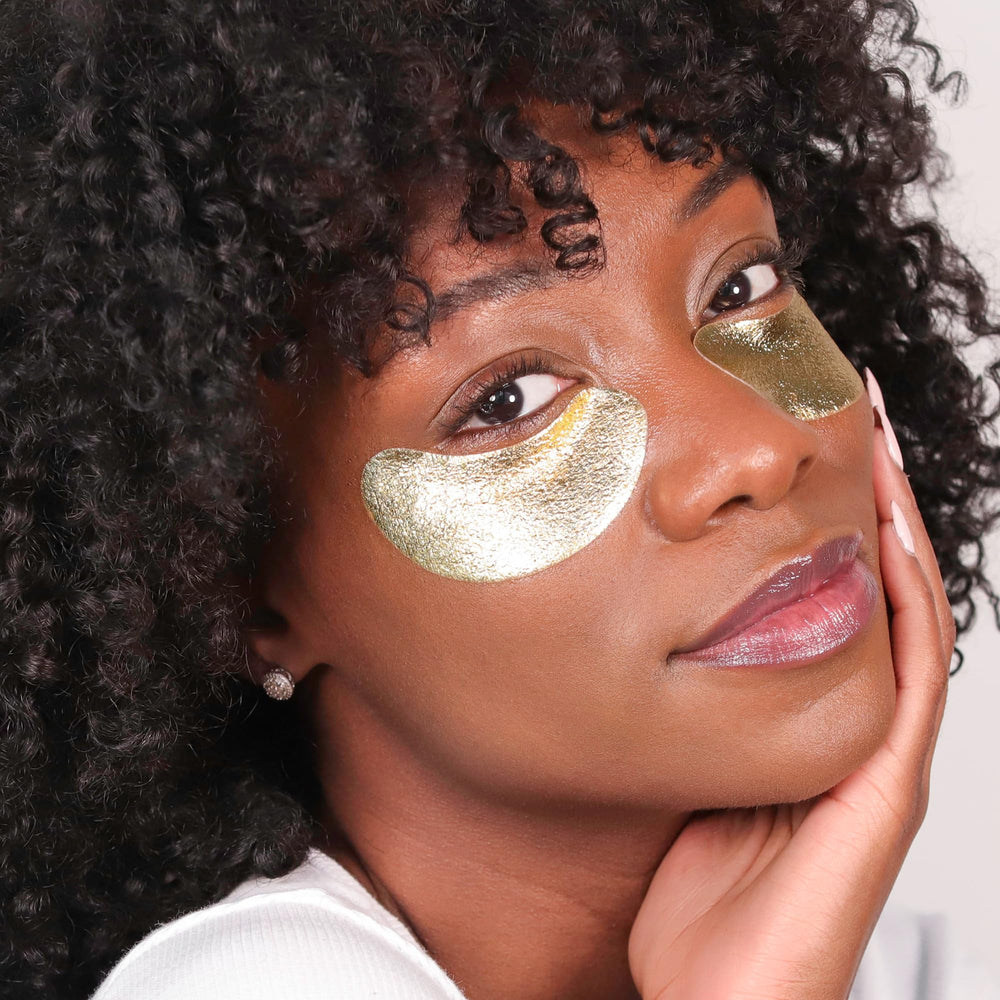 Wander Beauty Baggage Claim hydration serum swirl enhances under-eye nourishment.