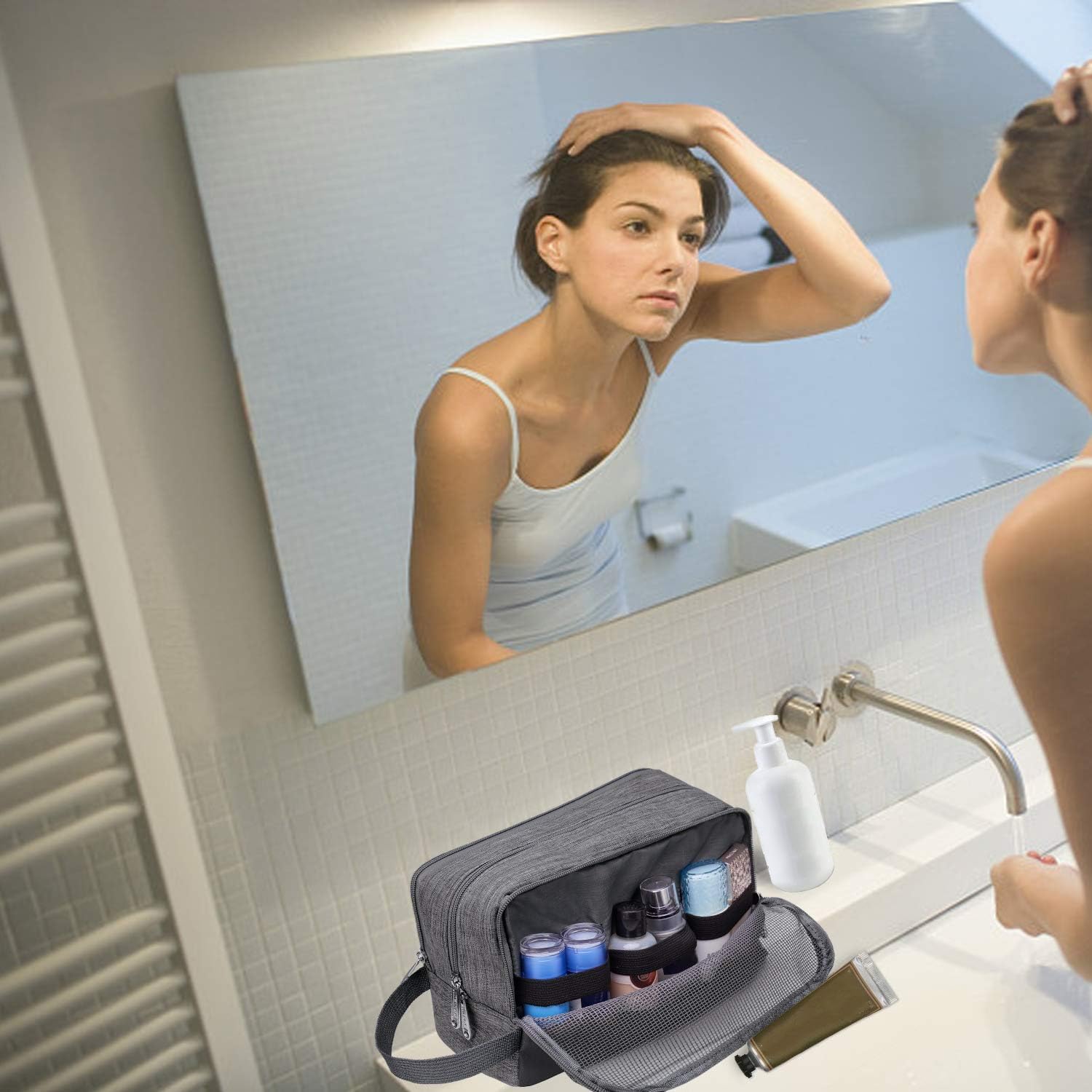 WANDF toiletry bag premium zipper closure for durable daily use.