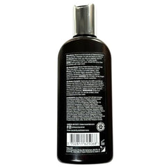 Espuma cremosa de Watermans Grow Me Shampoo para limpieza suave.