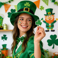 Wehhbtye gold-green shamrock decor adds vibrant accents to any event.