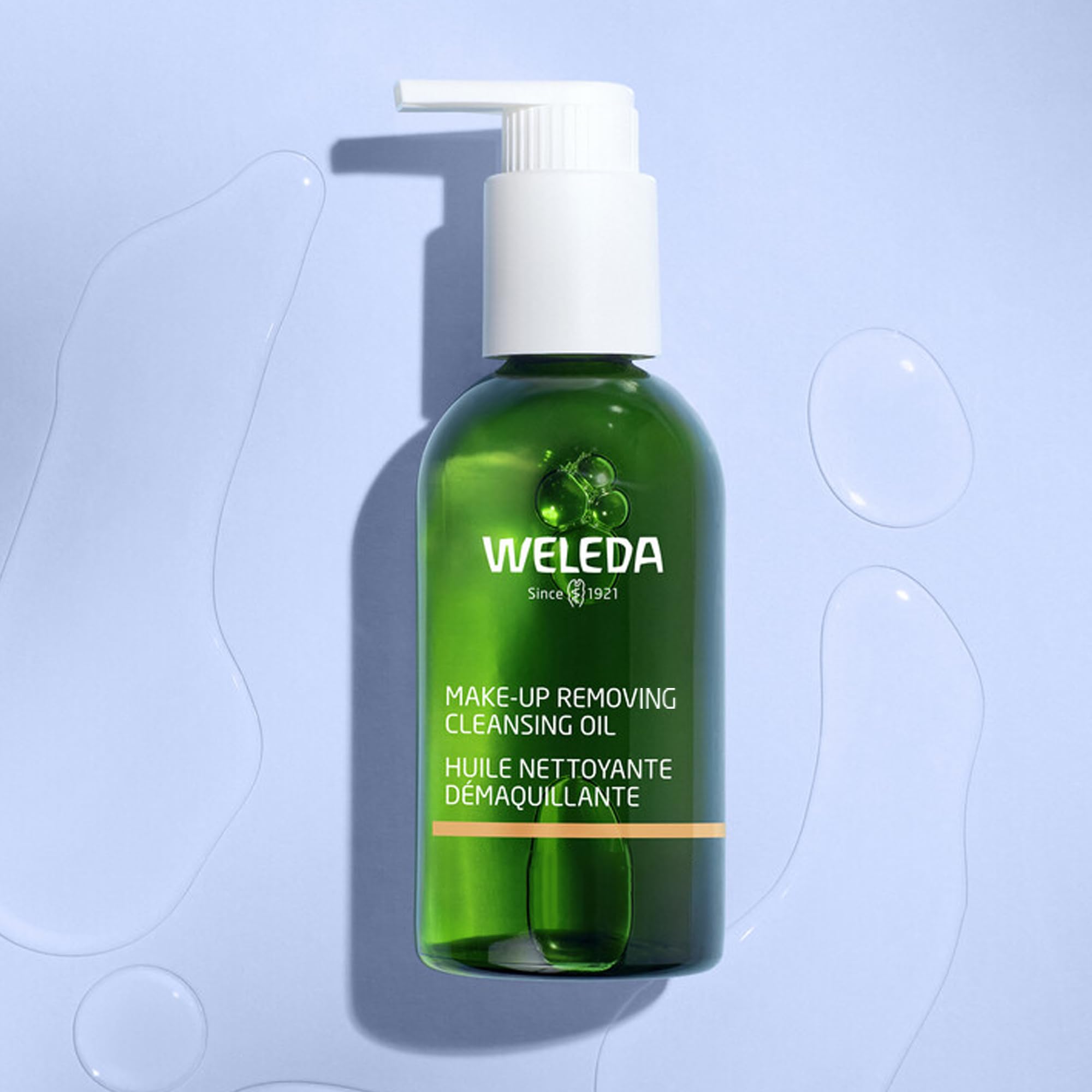 Weleda desmaquillante en aceite emulsiona con agua para limpieza suave.