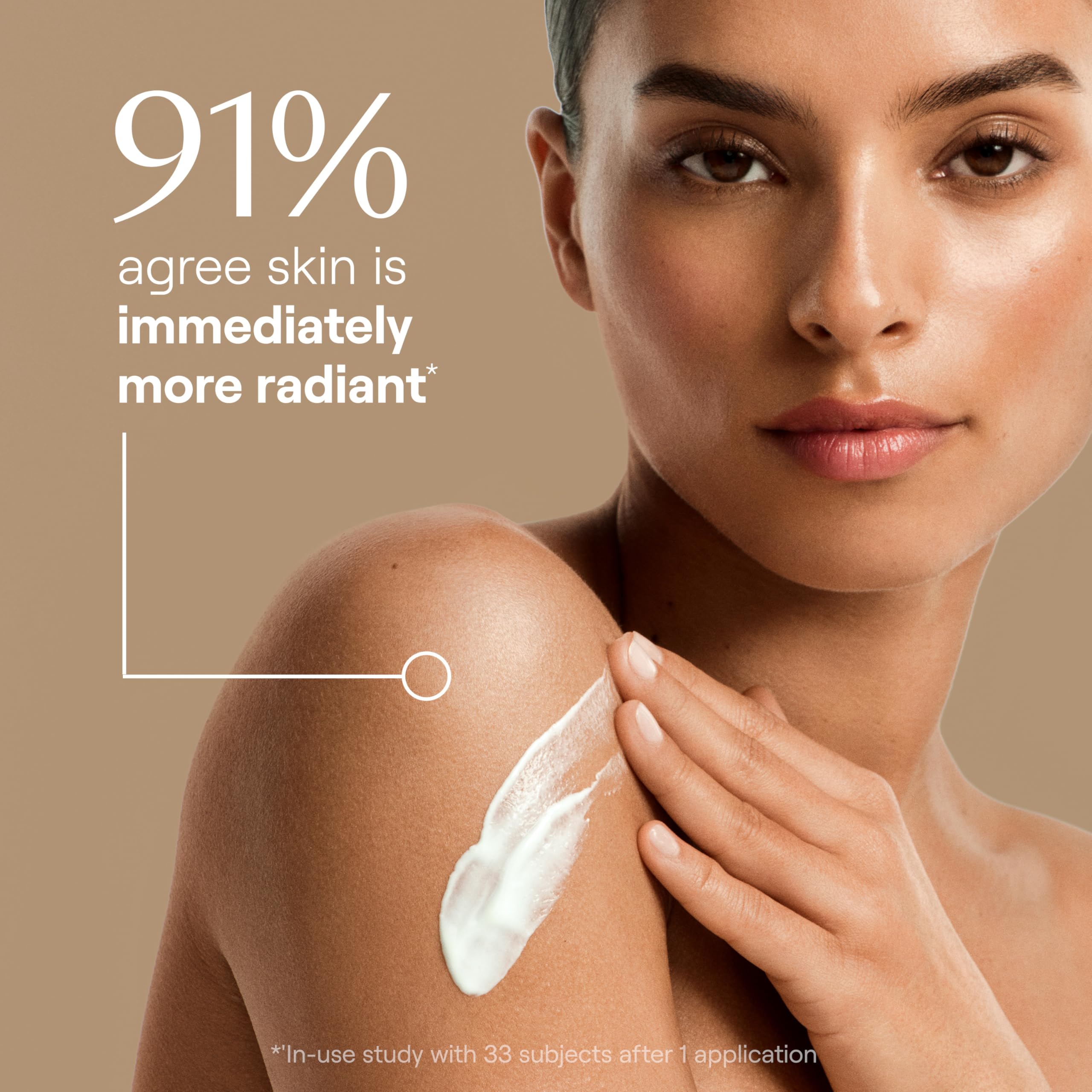 Weleda Skin Food Body Lotion, textura cremosa lista para aplicar y nutrir la piel