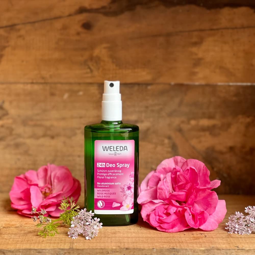 Aceites esenciales de rosa y ylang-ylang en Weleda Wild Rose.