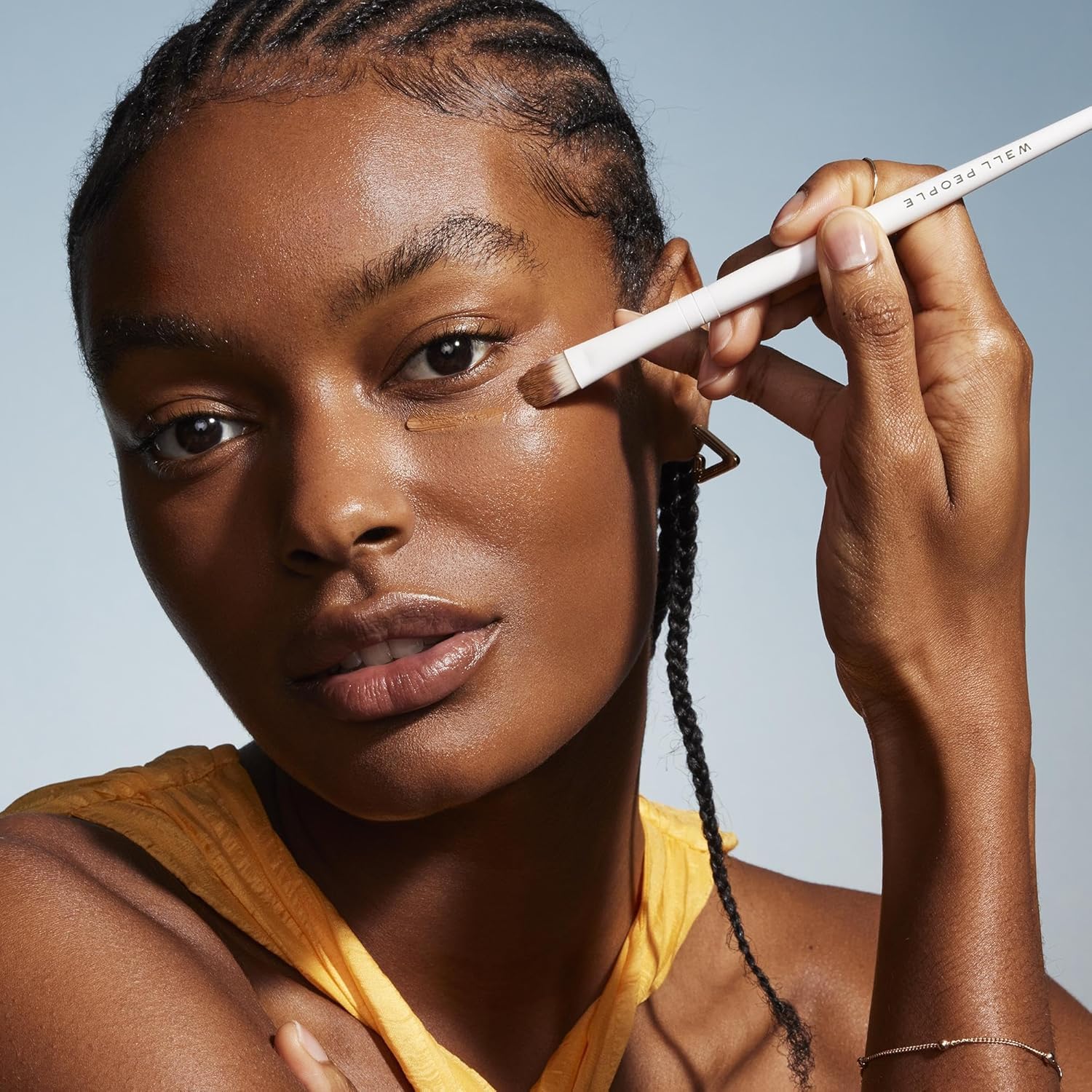 Ingredientes vegetales en Well People Bio Correct Concealer para piel sana.