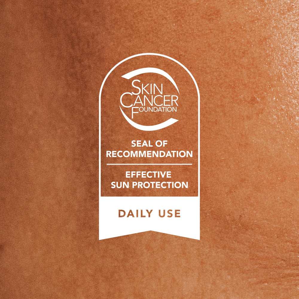 Aloe leaf juice shown as Daygleamer hydrating ingredient