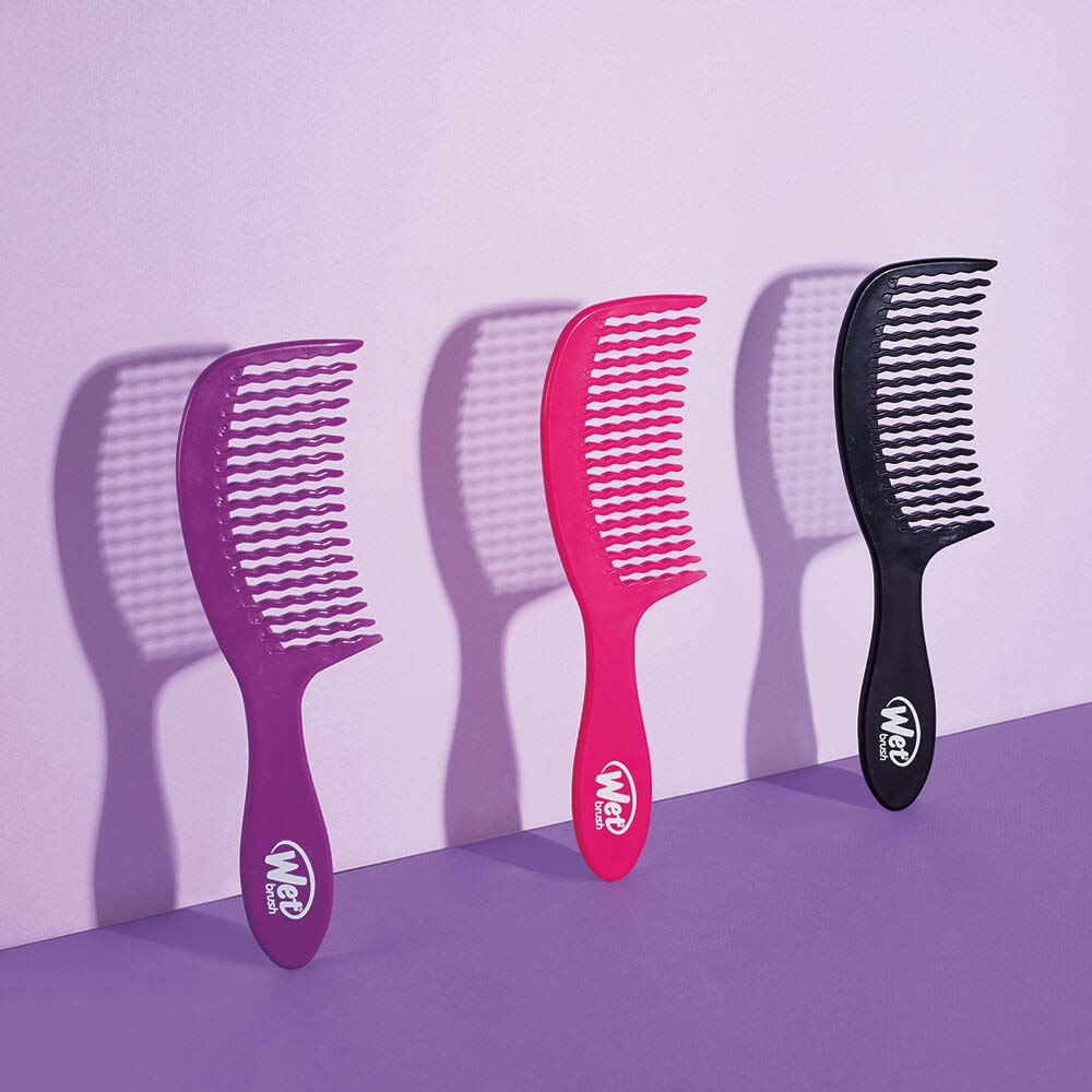 Wet Brush gentle on scalp detangler ensuring comfortable brushing.