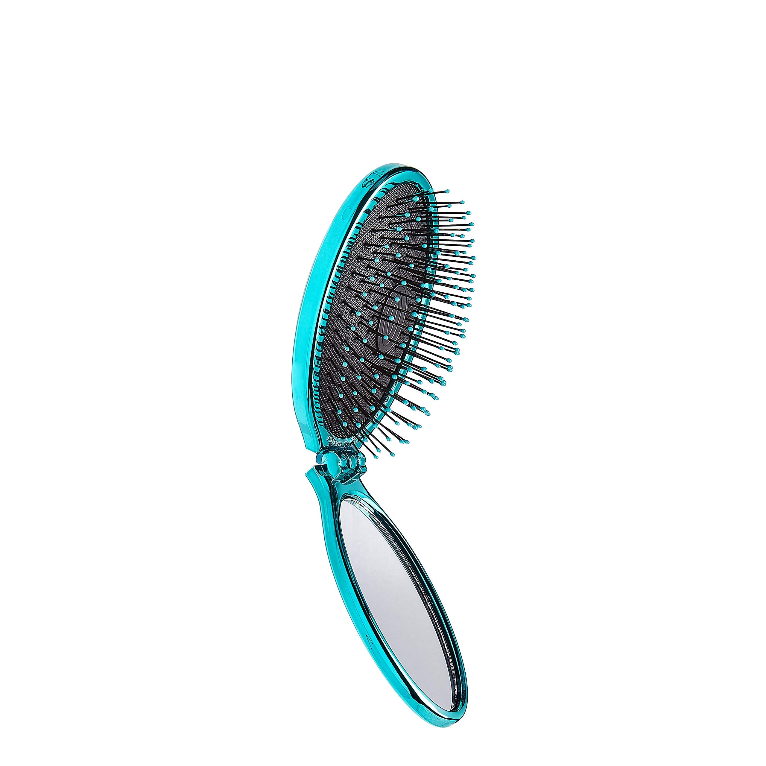 Wet Brush Pop Go Detangler foldable handle for easy travel and storage.