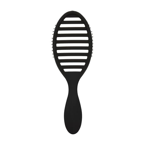 Wet Brush Speed Dry bristles close-up show heat-resistant detangling