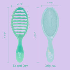 Wet Brush Speed Dry ergonomic handle closeup for comfortable use during blow-drying