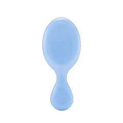 Wet Brush Squirt Mini Detangler Sky in hand for quick on-the-go knot relief.