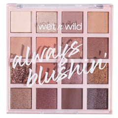 Wet n Wild Always Blushin' Paleta: tonos mate para un look suave y duradero.