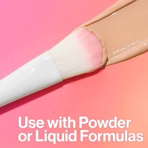 Wet n Wild foundation brush with ergonomic handle for precise application.