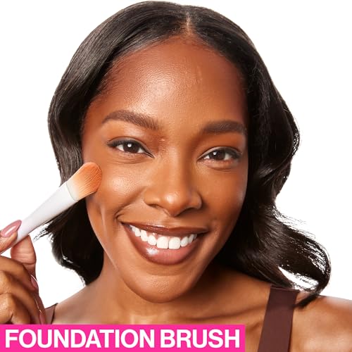 Wet n Wild foundation brush with two-toned Polymax fibers for natural feel.