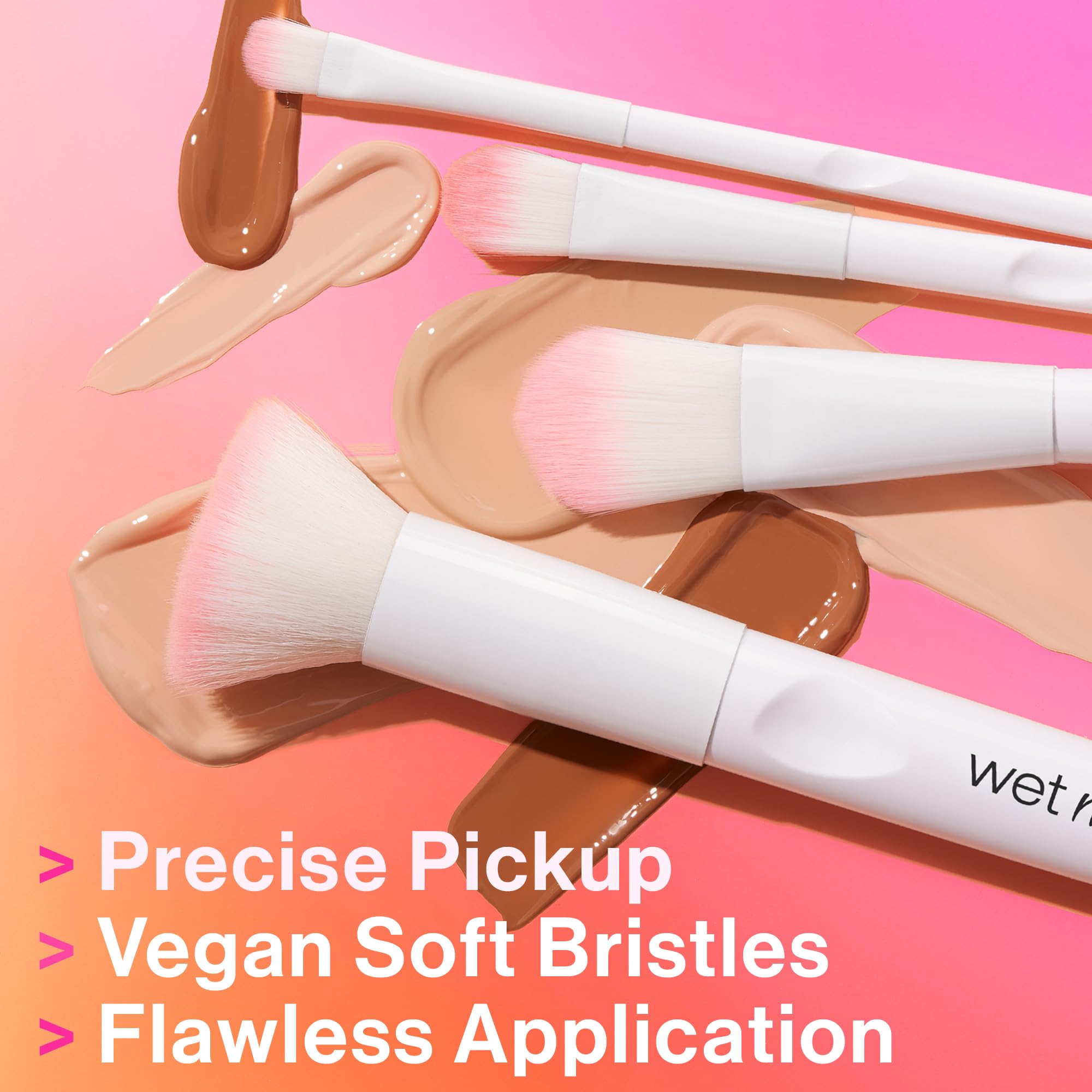 Wet n Wild foundation brush vegan and cruelty-free for responsible beauty.