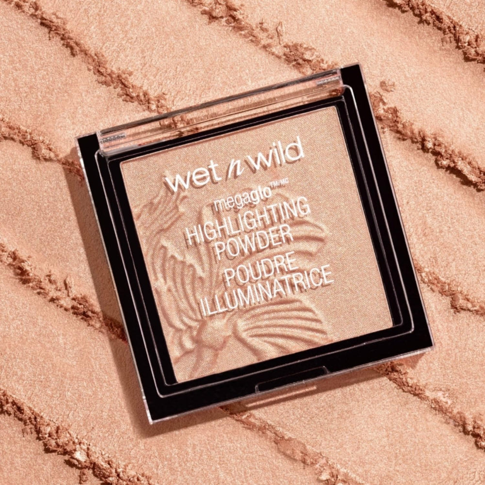 Wet n Wild MegaGlo shimmering pearl pigments catch light beautifully