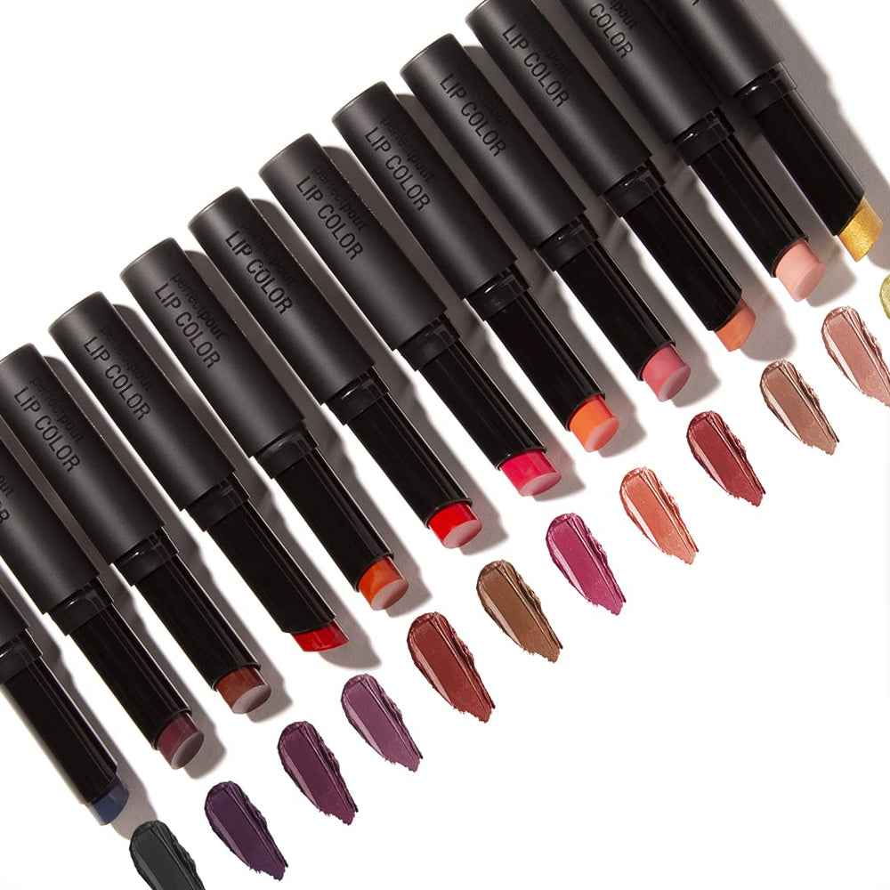 wet n wild Perfect Pout Lipstick creamy texture during application
