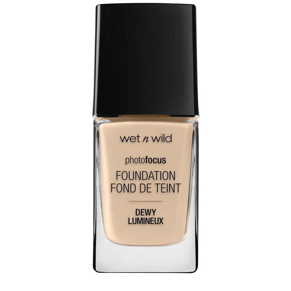 Wet n Wild Photo Focus Dewy Liquid Foundation Porcelain pump action for easy application