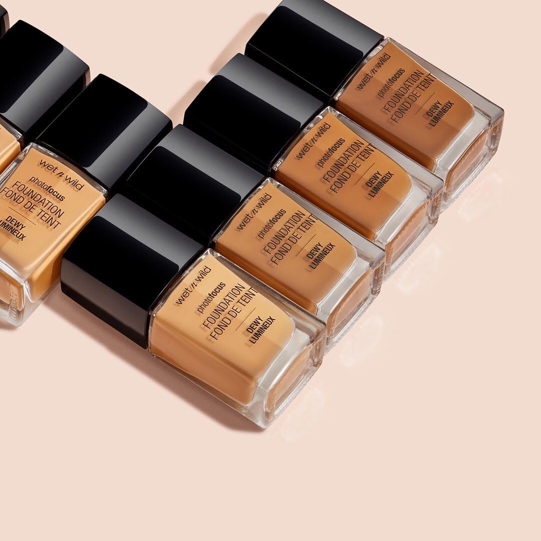 Wet n Wild foundation demonstrates surface-blurring texture on skin.