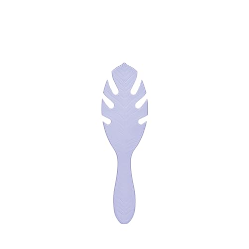 Wet Brush Go Green Detangler Purple detangles knots on wet hair
