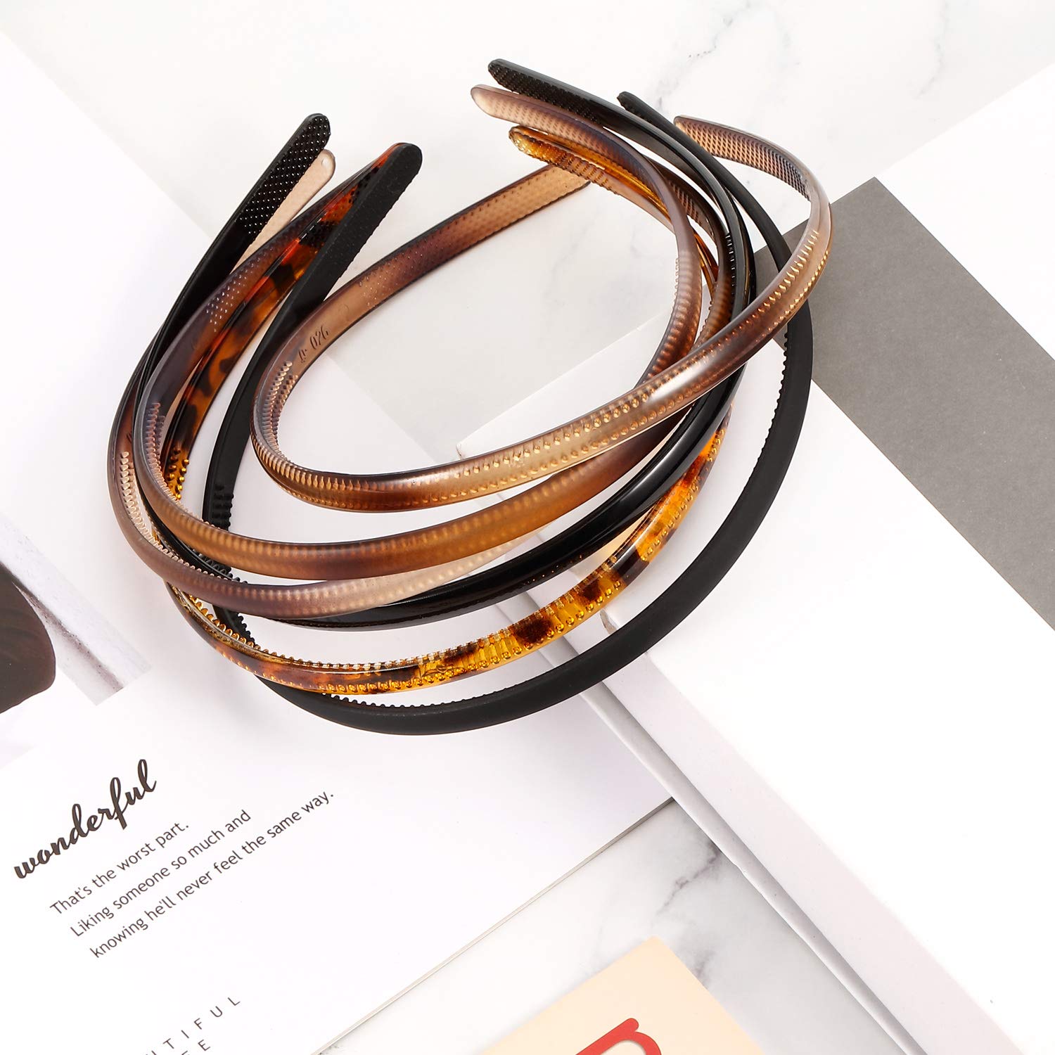 WILLBOND multi-color headband for women, travel-friendly accessory for all-day wear.
